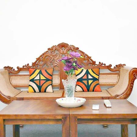 The Beehive Colombo Hotel Bagian luar foto