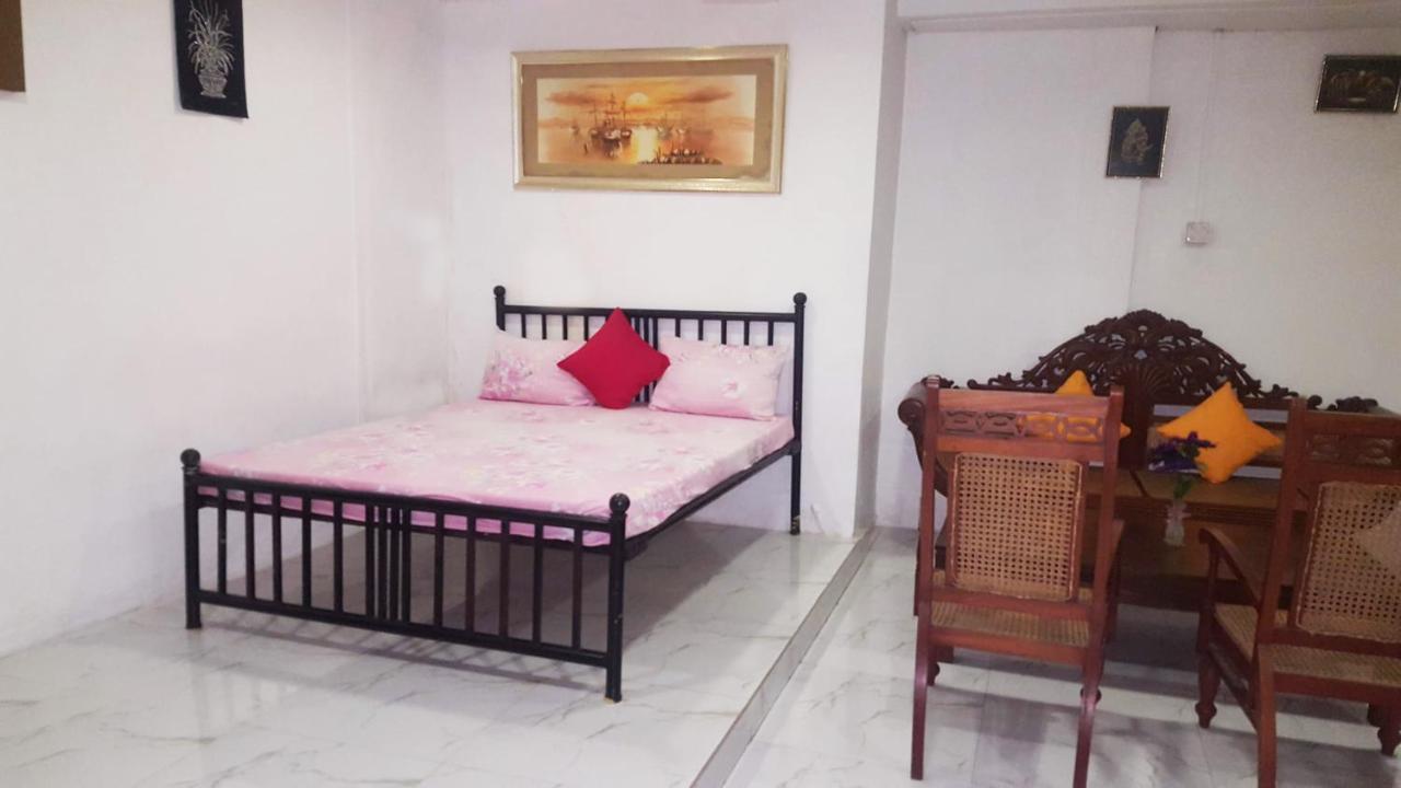 The Beehive Colombo Hotel Bagian luar foto