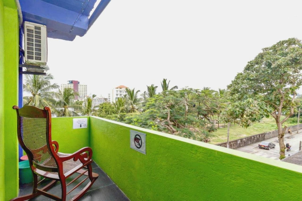 The Beehive Colombo Hotel Bagian luar foto