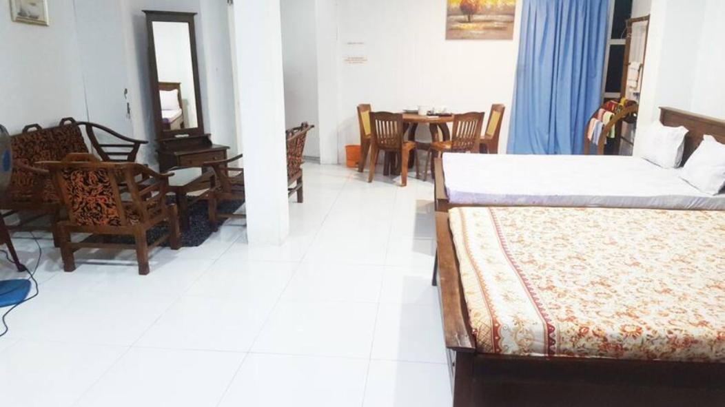 The Beehive Colombo Hotel Bagian luar foto